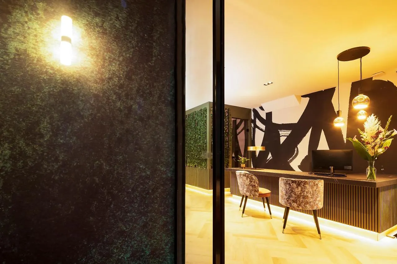 Huygens Place Amsterdam 4*,